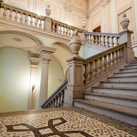 Royal Palace Hotell