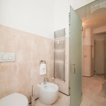 Royal Palace Hotel 5*