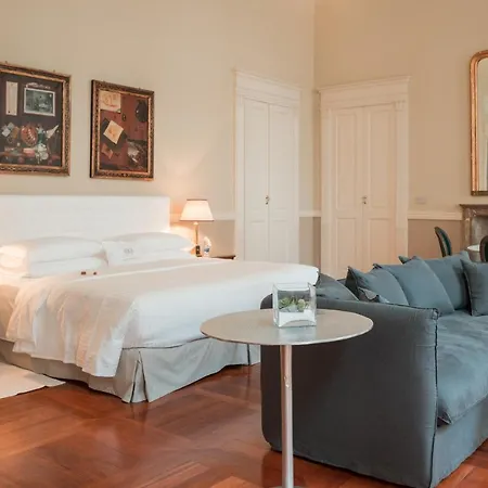 فندق Royal Palace