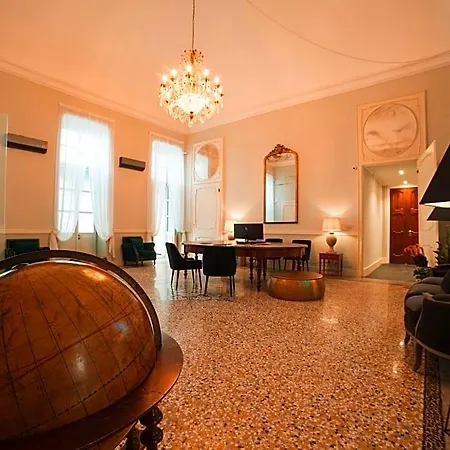 Hotel Royal Palace 5*
