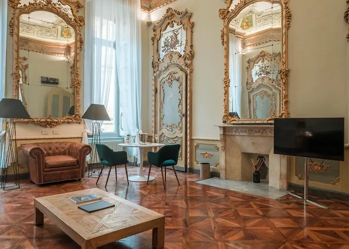 Royal Palace Hotel