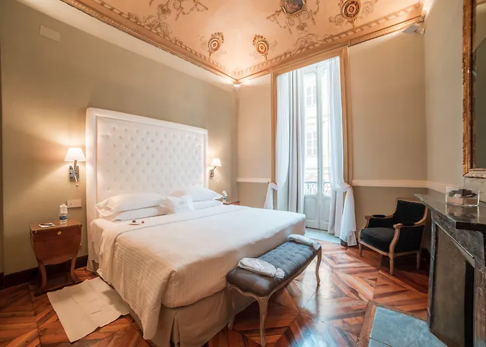 Royal Palace 5*