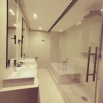 Royal Palace Hotel 5*