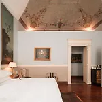 Royal Palace Hotel 5*