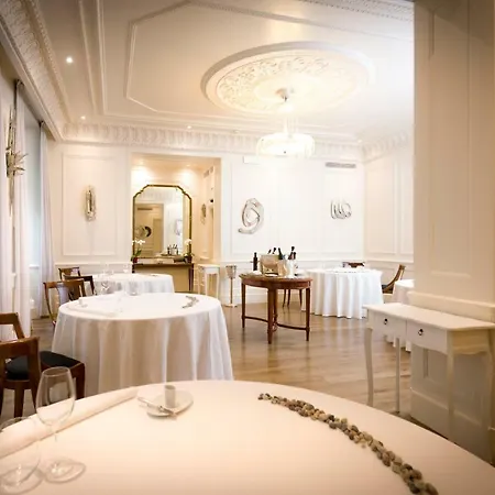 Royal Palace Hotel 5*